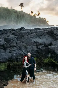 couples engagement photographer secret beach kauai-16
