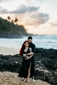 couples engagement photographer secret beach kauai-30