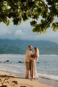 Puu Poa Beach Hotel Hanalei 1 Photo Shoot-11