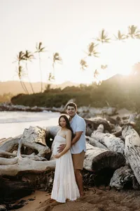 maternity photos in kapaa wailua hilton kauai-2