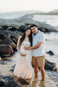 maternity photos in kapaa wailua hilton kauai-135