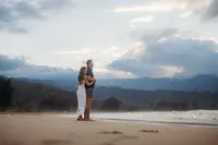 couples shoot in hanalei-14