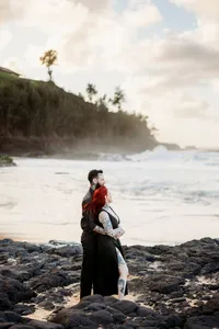 couples engagement photographer secret beach kauai-6