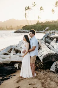 maternity photos in kapaa wailua hilton kauai-4