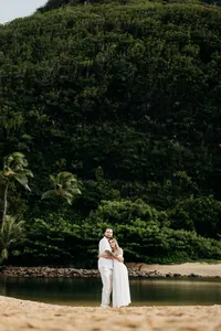 haena tunnels engagement session