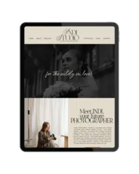An ipad showcasing a Showit website template for photographers