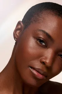 Beauty, cosmetics, hair and skincare motion video production, advertising and commercial photography by Shan Benson in Los Angeles