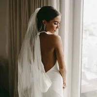 superherodesignco_34572_timeless_bridal_portrait_with_soft_di_ecd569a7-ea56-422b-9996-43f70eea64dd_3