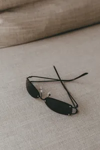 kaboompics_sunglasses-35880-2