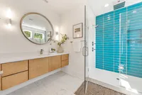 709 E 17th-28
