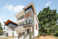 709 E 17th-32