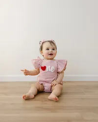 Dressed in pink and ready to celebrate this little one just turned ONE! Captured by Yucaipa cake smash photographer Kaitlyn Dawn Photography.