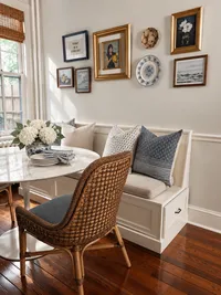 Royal St Banquette 3