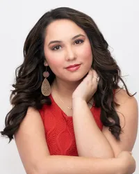 Pageant-Glamour-Women-Headshot-10
