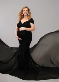 Sarah-Maternity-Portraits-Wallingford-CT-2
