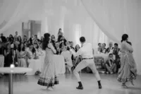 AUSTIN-MODERN-MONOCHROMATIC-INDIAN-WEDDING-00850-2