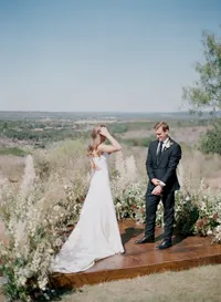 kendall-stephen-bw-theory-hill-country-wedding23_1