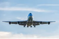 air-force-one-747-landing--1