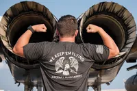 all-dayton-air-show-senior-photos-dayton-airport--8