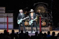 Professional Concert Photographer In
Dayton, Cincinnati, & Columbus