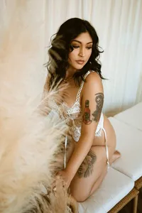 Marcella Castro Boudoir Session (137)