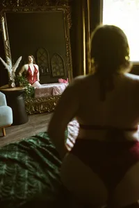 Victoria Pinto Boudoir Session (71)