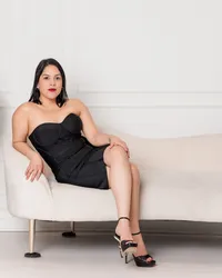 CARLA-MARCH-SESSION-BY-CAROLINE-ALARCON-LOOR-2024-2547