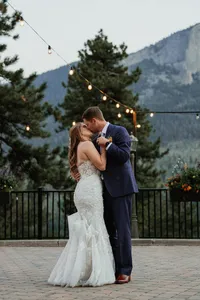 Della-Terra-Estes-Park-Mountain-Wedding-1