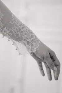 Monique L'huillier wedding dress detail