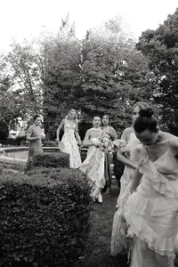 bridesmaids group photo in Provence