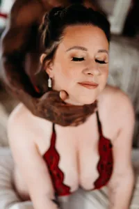Tiarra Jane Photo (6 of 9)