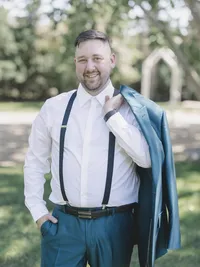 Timeless Tales Creatives - Fine Art Edmonton Wedding Photos at Tangled Roots Wedding Venue (1)