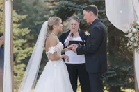 Edmonton Wedding Photos - Pine and Pond Wedding Venue (124)