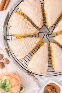 Pumpkin Scone Web Hero-4