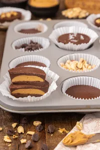 Homemade Peanut Butter cups Hero web-10