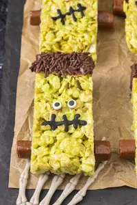 Frankenstein Rice Krispies Treats Web Hero-12