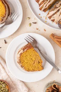 Pumpkin Cake Bundt Cake web Hero-28