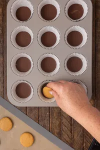 Homemade Peanut Butter cups Process web-9