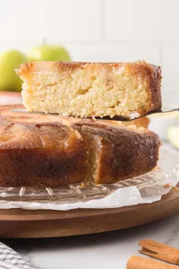 Upside Down Apple Cake Hero web 9