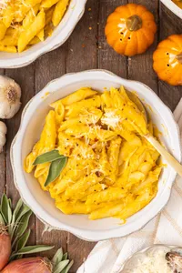 Butternut Squash Pasta Sauce Hero web-25