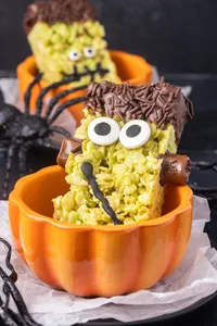 Frankenstein Rice Krispies Treats Web Hero-17