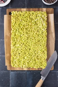 Frankenstein Rice Krispies Treats Web Process-10