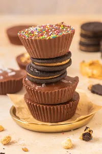 Stuffed Peanut Butter Cups Hero Web-23