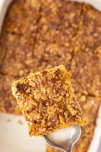 Pumpkin Crunch Cake Hero web-10