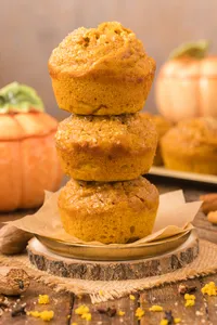 Pumpkin Banana Muffins Hero web--14