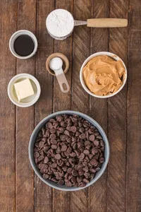 Homemade Peanut Butter cups Process web-1