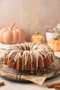 Pumpkin Cake Bundt Cake web Hero-4