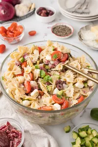 Bow Tie Pasta Salad Hero-9