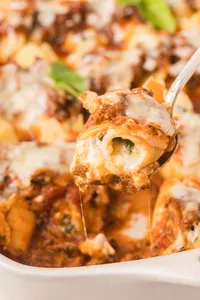 Beef & Ricotta Stuffed Shells Web Hero-13