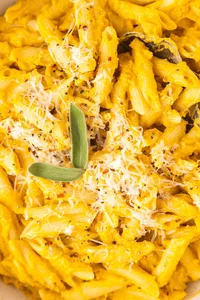 Butternut Squash Pasta Sauce Hero web-12